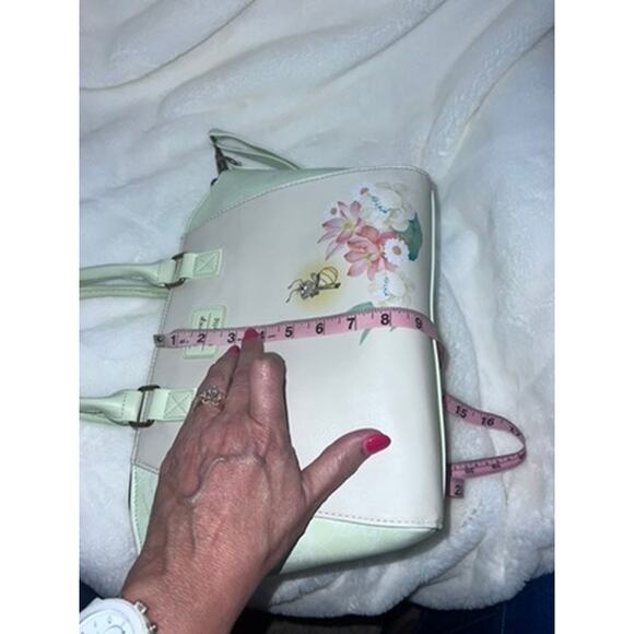 Loungefly Disney Princess‎ and the Frog Watercolor Tote Bag Multicolor - Picture 9 of 11